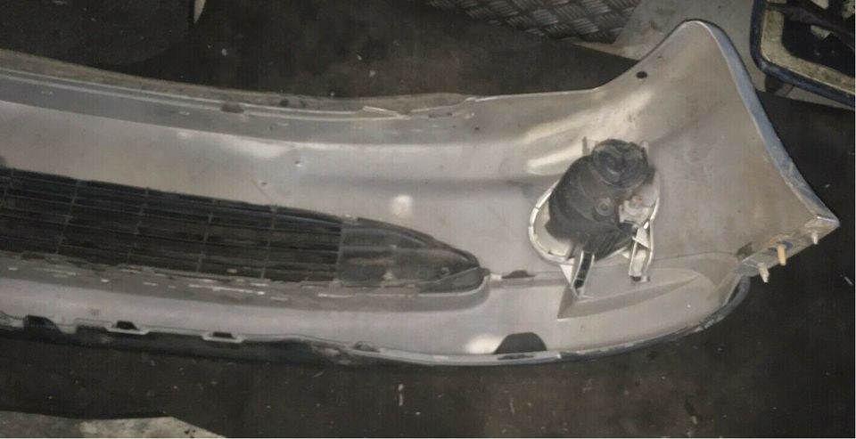 Stoßstange Schürze vorn Peugeot P206 -07 Icelandg EYLC 12196 in Buko