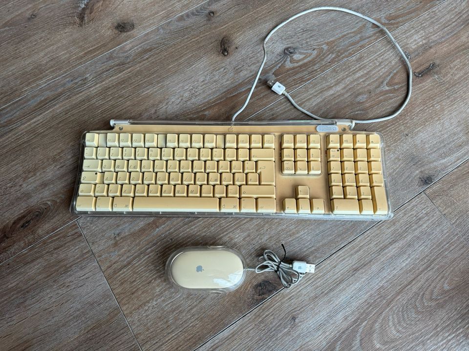 Apple iMac Kugel Tastatur Maus Cam in Köln