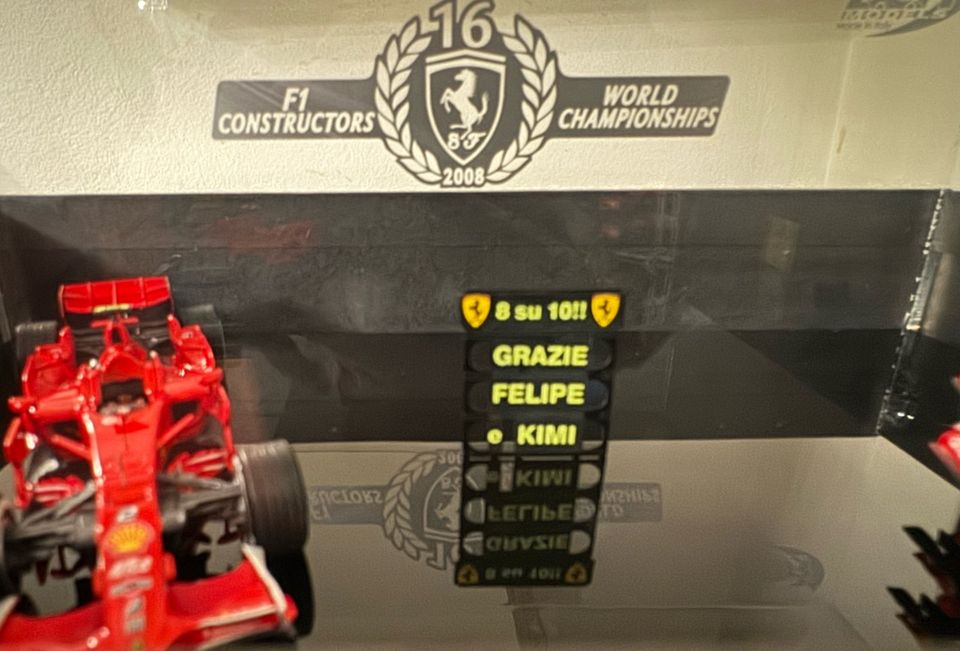 ***1/43 BBR Set Ferrari F2008 Constructors World Champion*** in Wiesbaden