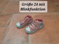 Turnschuhe in der Größe 24 mit Blinkfunktion in rosa Bayern - Waakirchen Vorschau