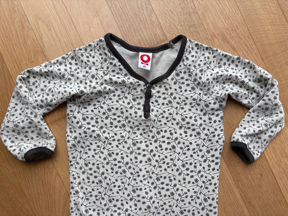 Katvig Schlafanzug Pyjama Einteiler, Gr. 86, creme braun Bio Öko in Euskirchen