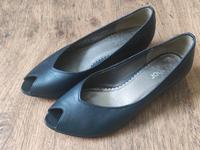Neuwertig! Gabor Pumps Peeptoes blau Leder Gr. 4 = 37 Absatz 3cm Nordrhein-Westfalen - Lohmar Vorschau