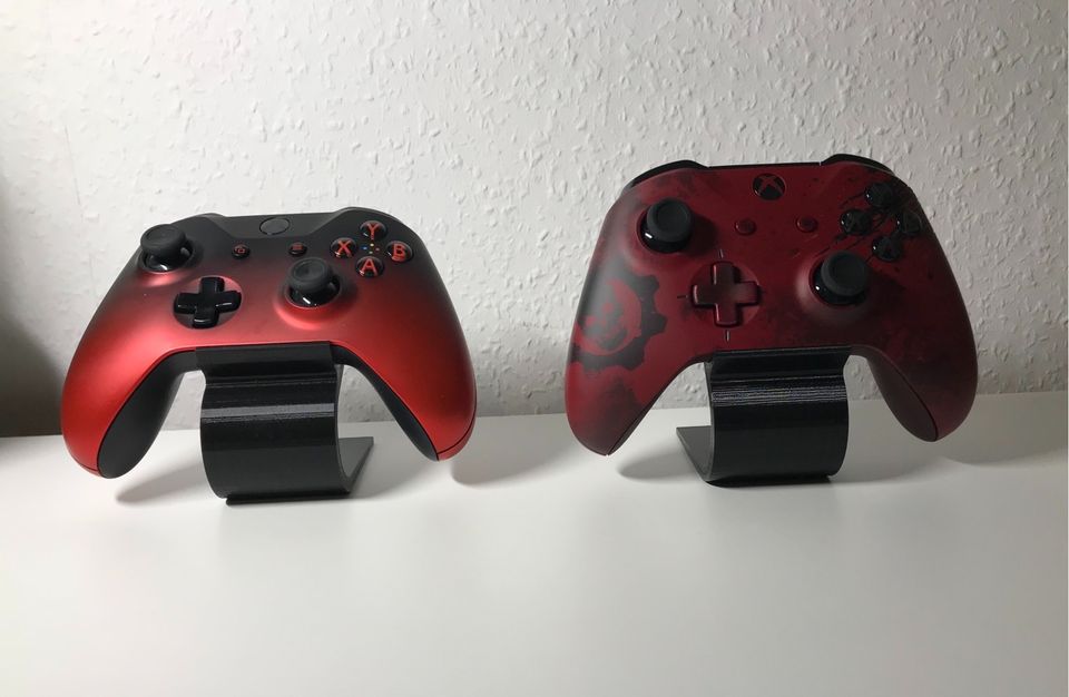 Controller Halter / Stands (Xbox One) in Schlüsselfeld