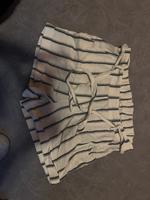Stoffhose Kurze Hose Damenhose Shorts ONLY 36 gestreift weiß blau Nordrhein-Westfalen - Beverungen Vorschau