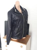 Nike Jacke Gr. L "NEU" "Wet Look Jacket" Niedersachsen - Braunschweig Vorschau