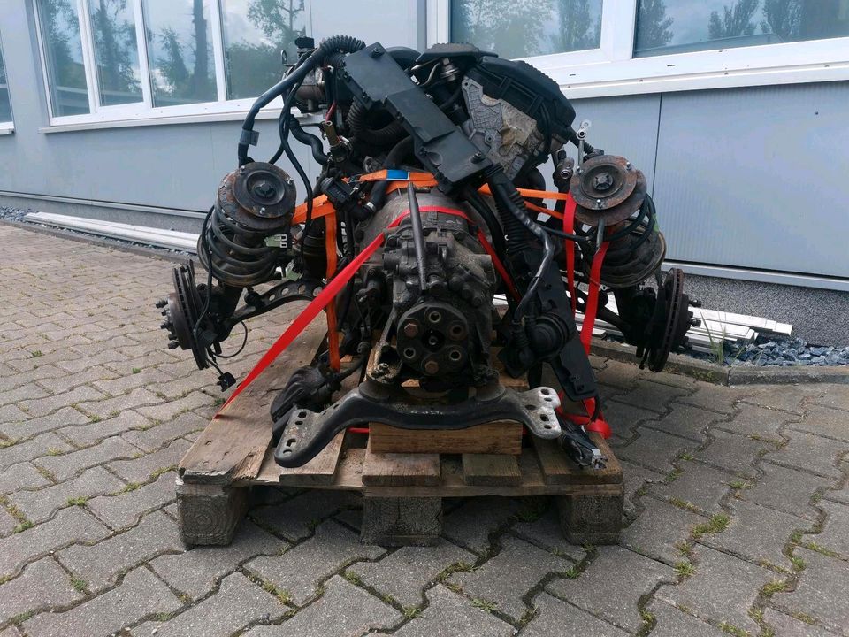 BMW E36 323ti Compact Motor M52B25 in Recklinghausen