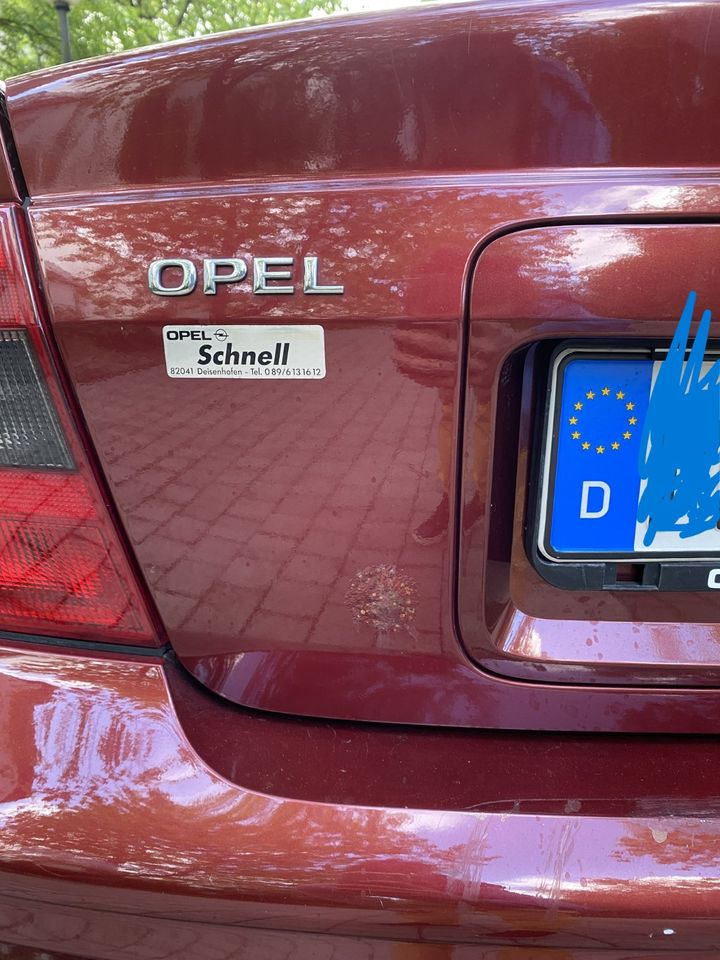 Opel Vectra B, bordeauxrot in gutem Zustand, wenig Rost, TÜV 2025 in München