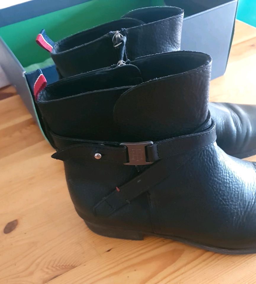 Tommy Hilfiger Stiefeletten  Damen in Bayreuth