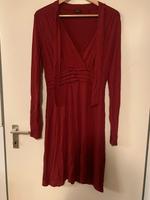 Kleid von Esprit in Größe 40 Hessen - Eltville Vorschau