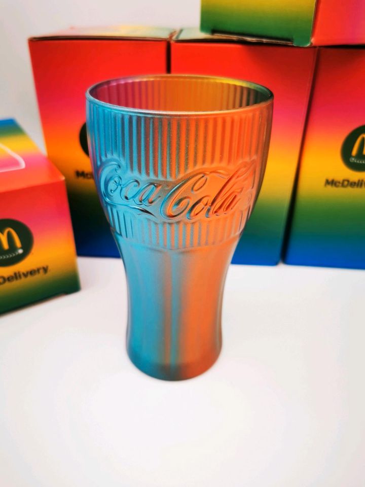 Delivery Regenbogenglas 2022 Mc Donalds Coca Cola Gläser McDonald in Herne