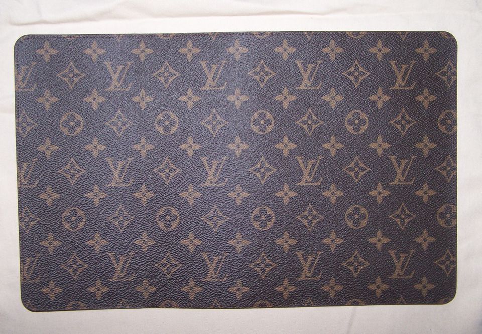 LOUIS VUITTON AGENDA DE BUREAU in Bedburg