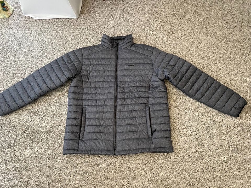 Steppjacke grau,Gr.XL fast neu in Kiel