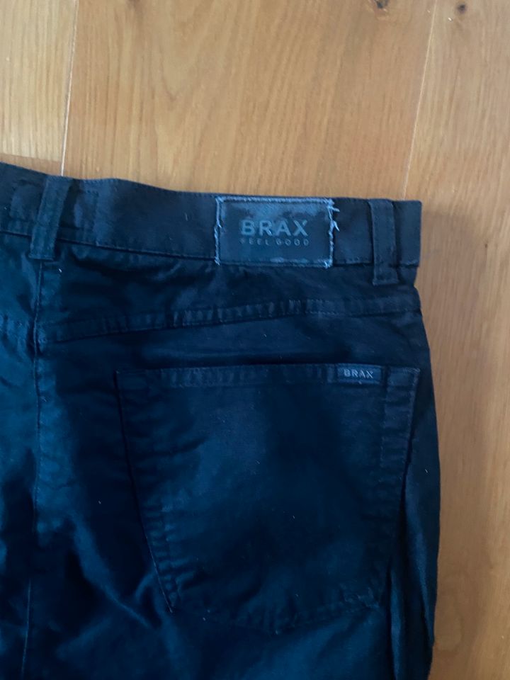 Brax Carola 46l enger eher 42 / 44 l Hose Jeans in Groß-Zimmern