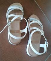 Sandalen Gr. 37 / cremefarben-silber Baden-Württemberg - Freudenberg Vorschau