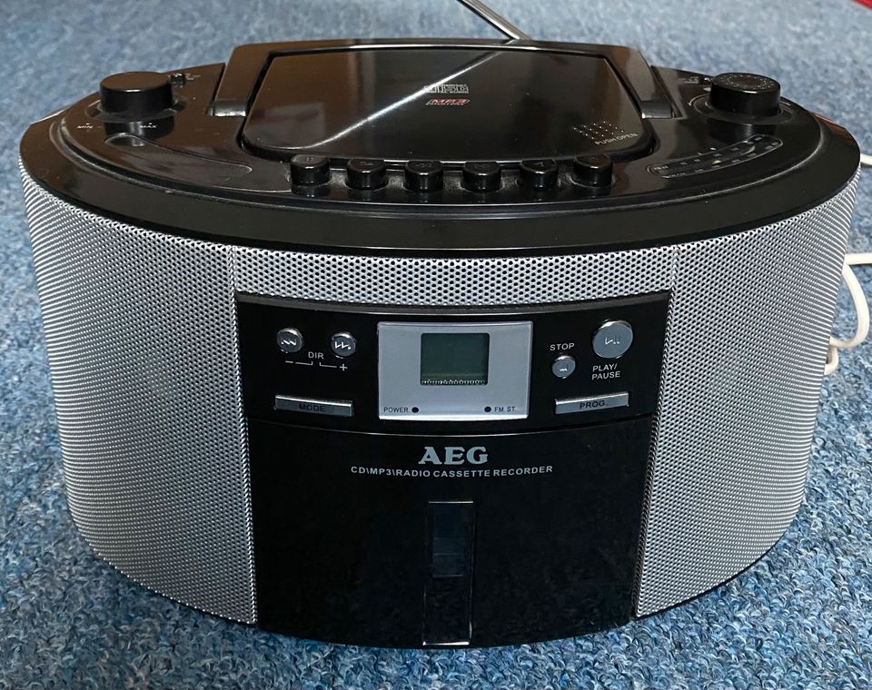 AEG SRR 4313 CD/MP3 Player, Radio und Kassettenrekorder in Marl