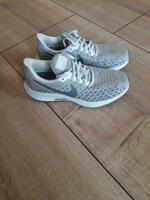 ☘Neu Nike Air (Zoom Pegasus 35) Laufschuhe 36,5 grau weiß Pankow - Weissensee Vorschau