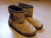 Winterschuhe Warmbat Australia Ugg Gr. 34 Baden-Württemberg - Achern Vorschau