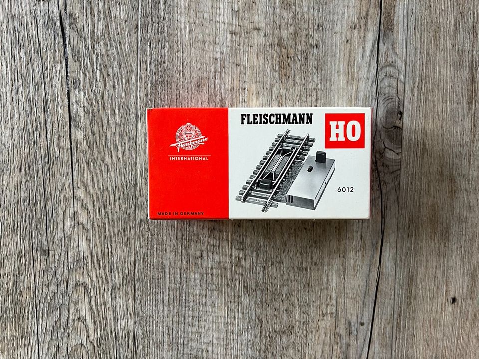 FLEISCHMANN H0 6013 elektrisches Entkupplungsgleis in Schwalmstadt