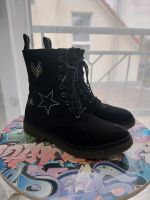 Tamaris Stiefel Winterstiefel leicht gefüttert Gr.39 schwarz Hessen - Hanau Vorschau