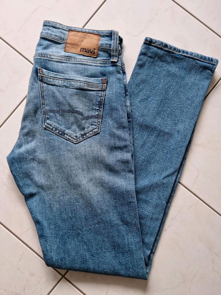 MAVI Herren Jeans Gr. 29/34 in Frankfurt am Main