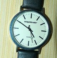 Voigtländer Herrenuhr Bahnhofsstil, kaum getragen - Preissenkung Nordrhein-Westfalen - Lüdenscheid Vorschau