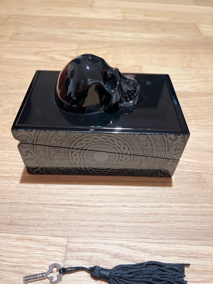 Kilian Black Phantom Box Geschenkbox mit Schlüssel in Berlin