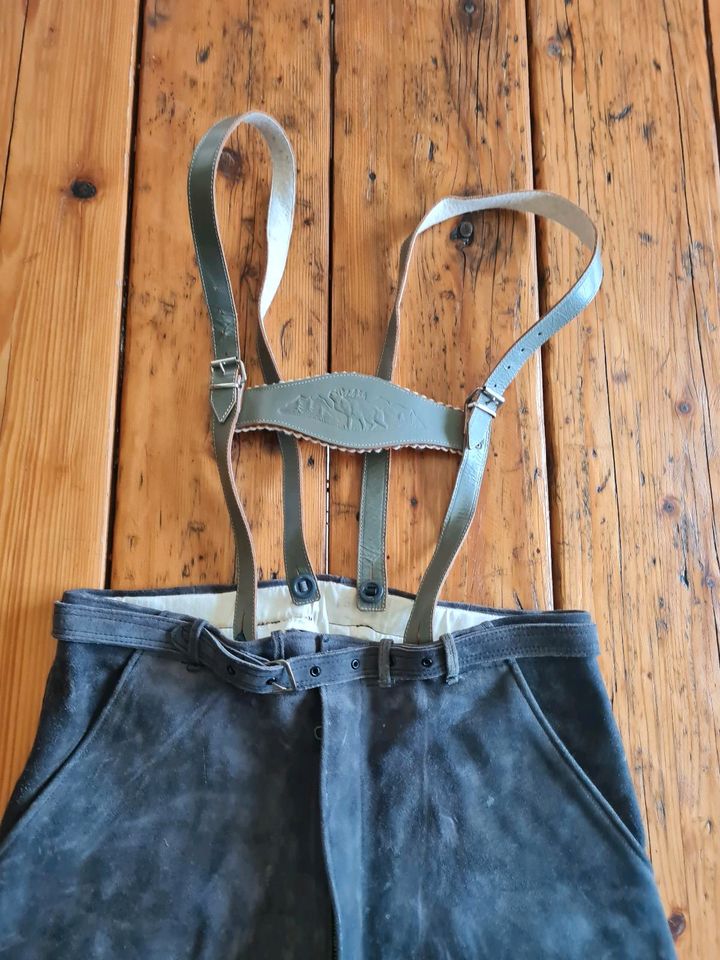 Lederhosen knickerbocker Leder Tracht gr 48 braun Latz in Oldenburg