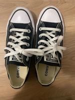 Schwarze Converse in Größe 36.5 – Top Zustand München - Bogenhausen Vorschau