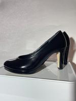Schicker Lack-Pumps von Gabor in Größe 5 ½, schwarz Niedersachsen - Calberlah Vorschau