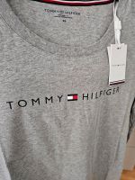 T-shirt von Tommy Hilfiger Gr. S NEU MIT ETIKETT Baden-Württemberg - Laupheim Vorschau