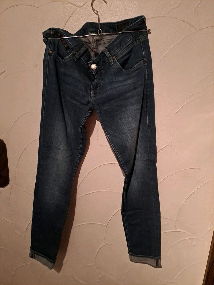 Damen Jeans unterschiedliche Größen und Marken/Preise in Heimbach