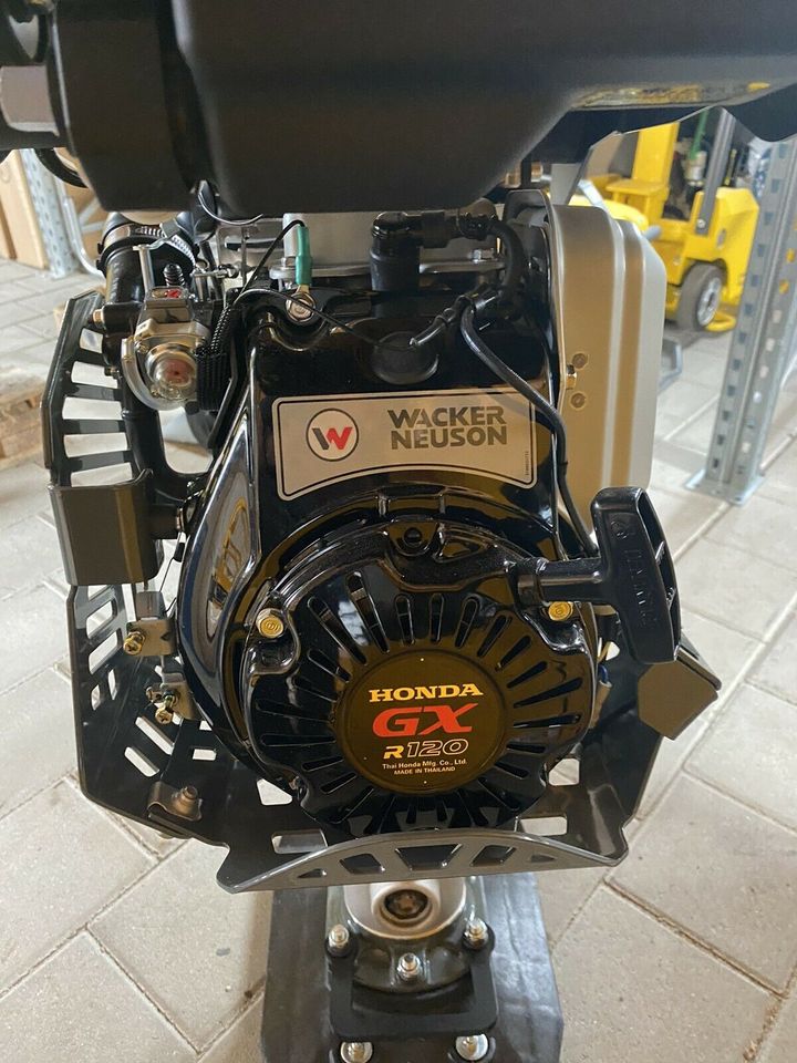 Wacker Neuson BS 50-4 As Viertaktstampfer Neugerät Honda in Eschlkam