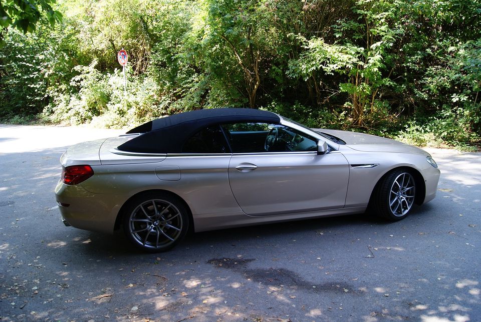 BMW 650 i F12 Cabrio Vollausstattung TÜV Neu in Wuppertal