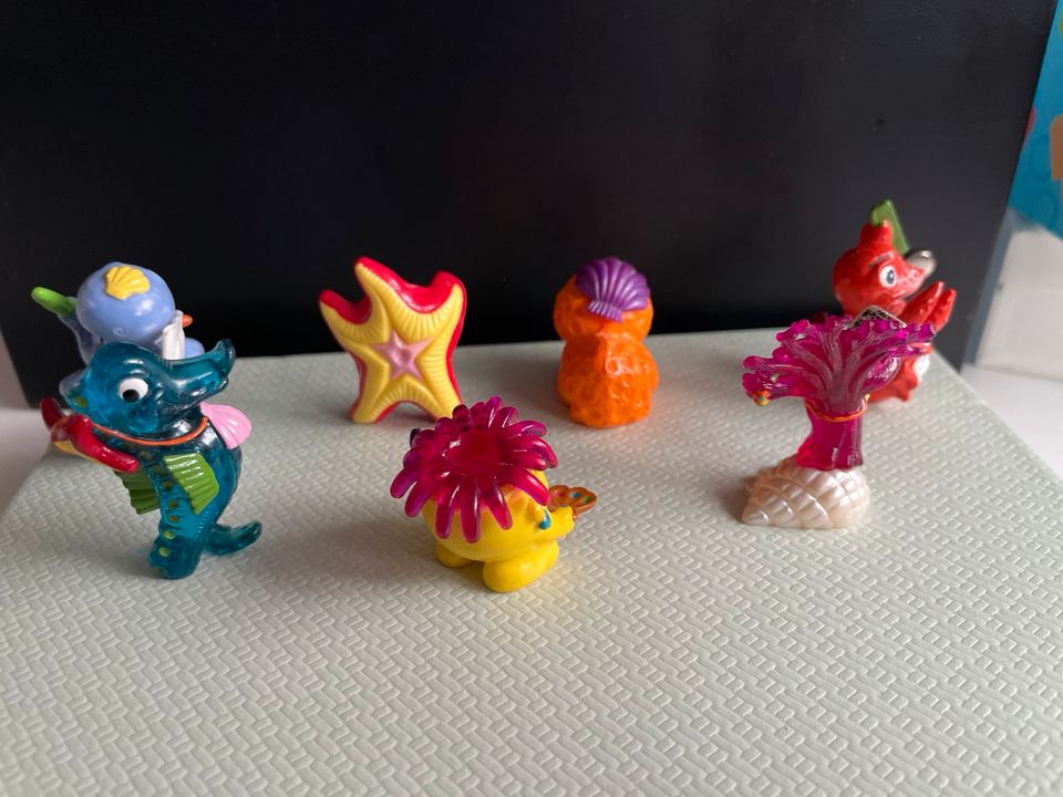 Ferrero Figuren 1990er ( Happy Hippo, Kroko Schule, etc in Wilthen