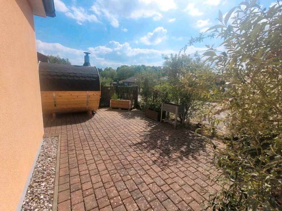 Einmalige Chance - Bungalow + Doppelgarage + 2.353m² Grundstück in Bad Sülze