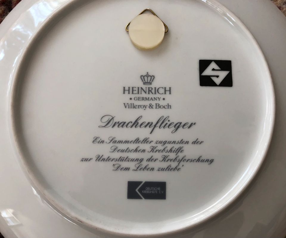 Wandteller „Heuernte“, „Drachenflug“, Heinrich Porzellan in Karlsruhe