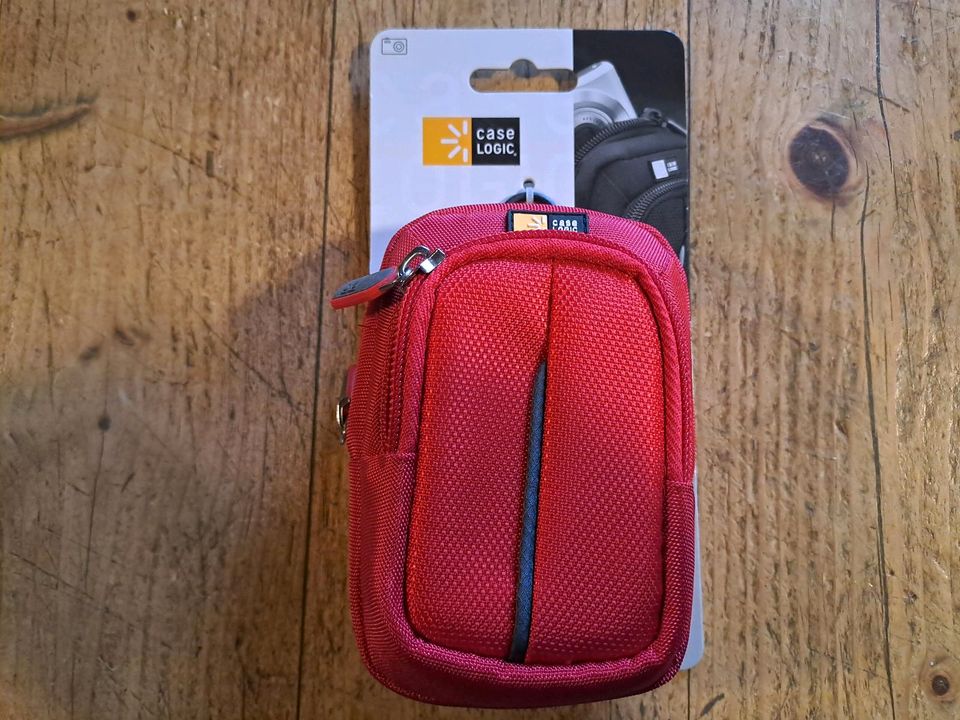 Neu! Case Logic Tasche für Digitalkamera in Hollenbach