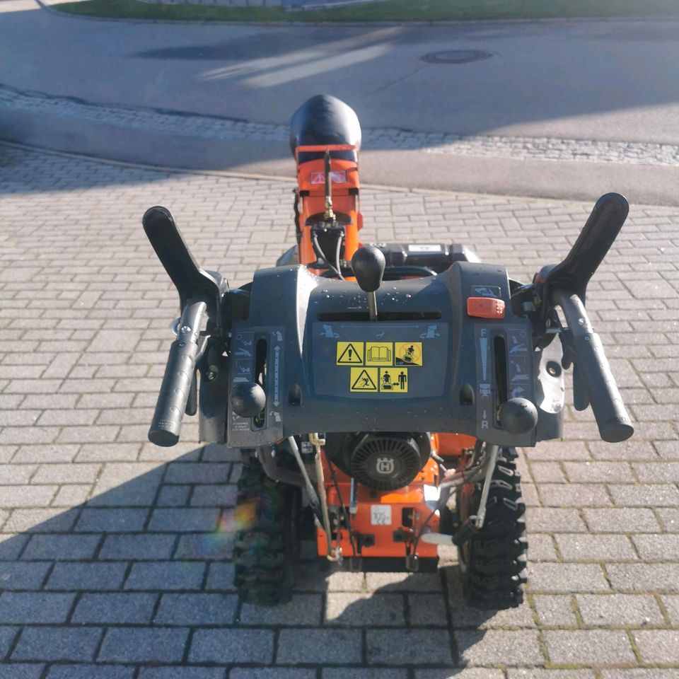 Schneefräse Husqvarna 324 P Preis über Sommer gut verhandelbar in Burladingen