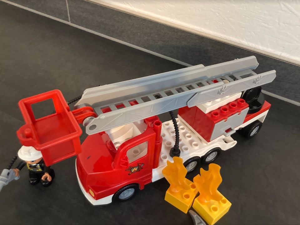 Lego 5682 - DUPLO Town 5682 Feuerwehrwagen in Erkelenz