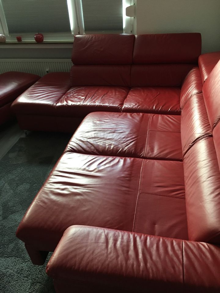 Leder Sofa rot elektrisch mit Hocker. 270x230 in Köln