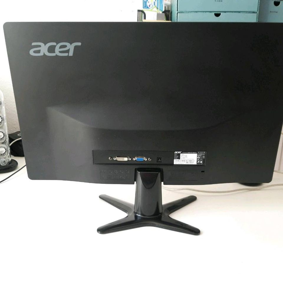 Computer u. Monitor u. Zubehör von Acer ALLES MUSS RAUS in Hennigsdorf