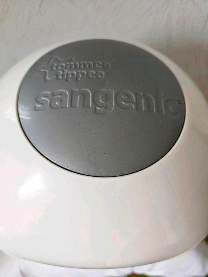 Tommee Tippee Windeleimer in Scheggerott