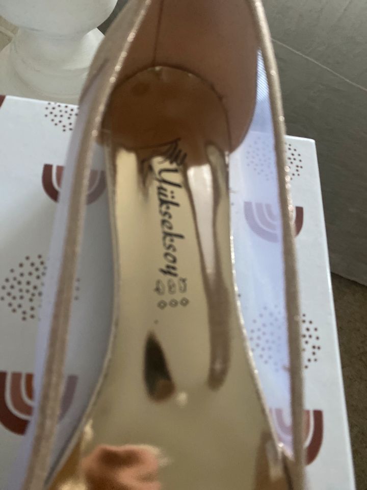 Hochzeitsschuhe Ballerina Glitzer Gold edel festlich in Arnstein