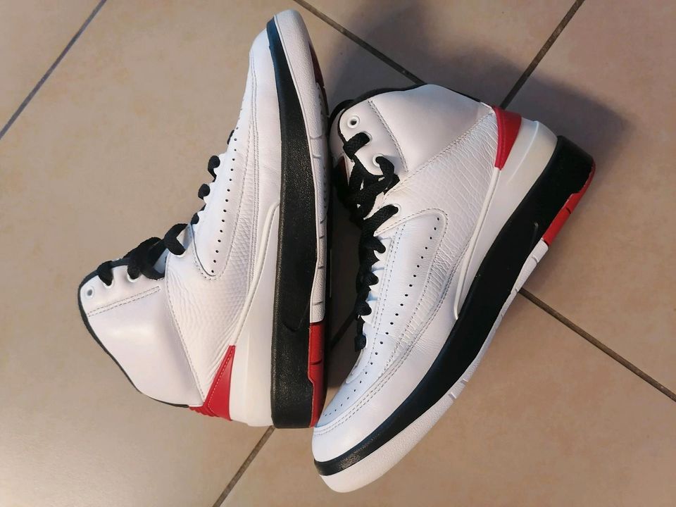 Schuhe von Nike " AIR JORDAN 2 RETRO" NEU in Oberstenfeld