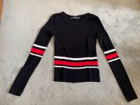 Verschiedene Tops Pullover Zara vero Moda Nike XS S Bayern - Neusäß Vorschau