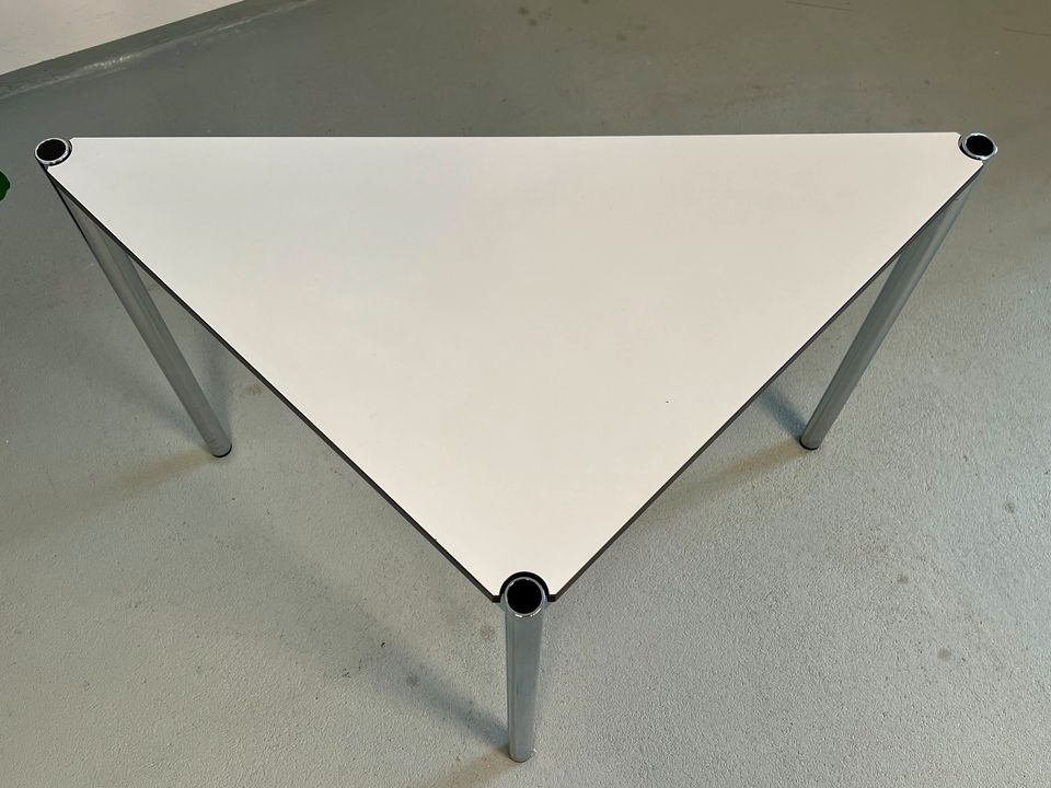 1x USM Haller Dreieck-Tisch 75x75x105cm | Schreibtisch in Duisburg