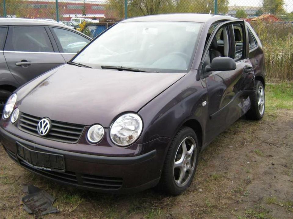 VW Polo 9N 9 N Tür rechts vorn Bj. 2002 Farbcode LC3W in Panketal