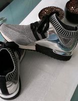 Coole LA STRADA Damen Sneaker Turnschuhe GR 39 Top Zustand Nordrhein-Westfalen - Rheine Vorschau