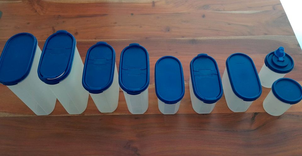 Tupperware Set aus 9 Vorratsbehältern in Bad Waldsee