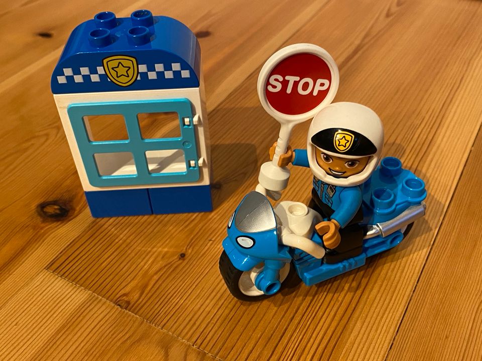 LEGO Duplo Polizeimotorrad 10900 in Flensburg